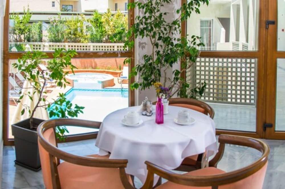 Anita Beach Hotel- Adults Only Rethymno Exterior foto