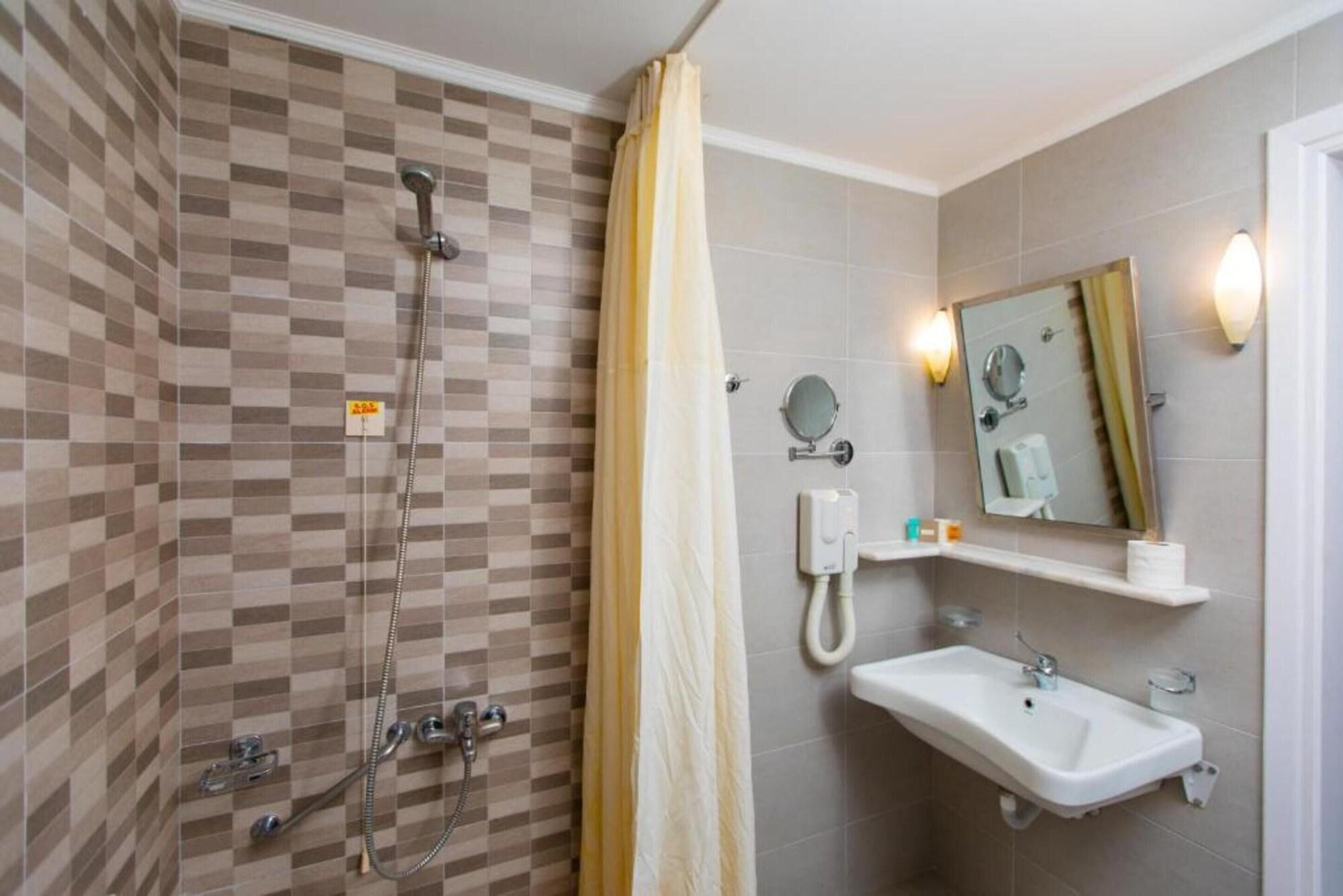 Anita Beach Hotel- Adults Only Rethymno Exterior foto