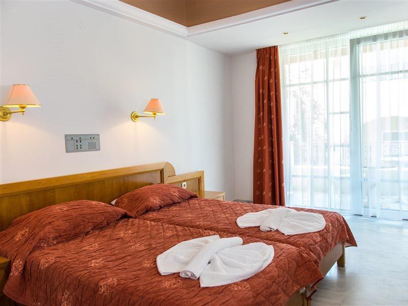 Anita Beach Hotel- Adults Only Rethymno Exterior foto