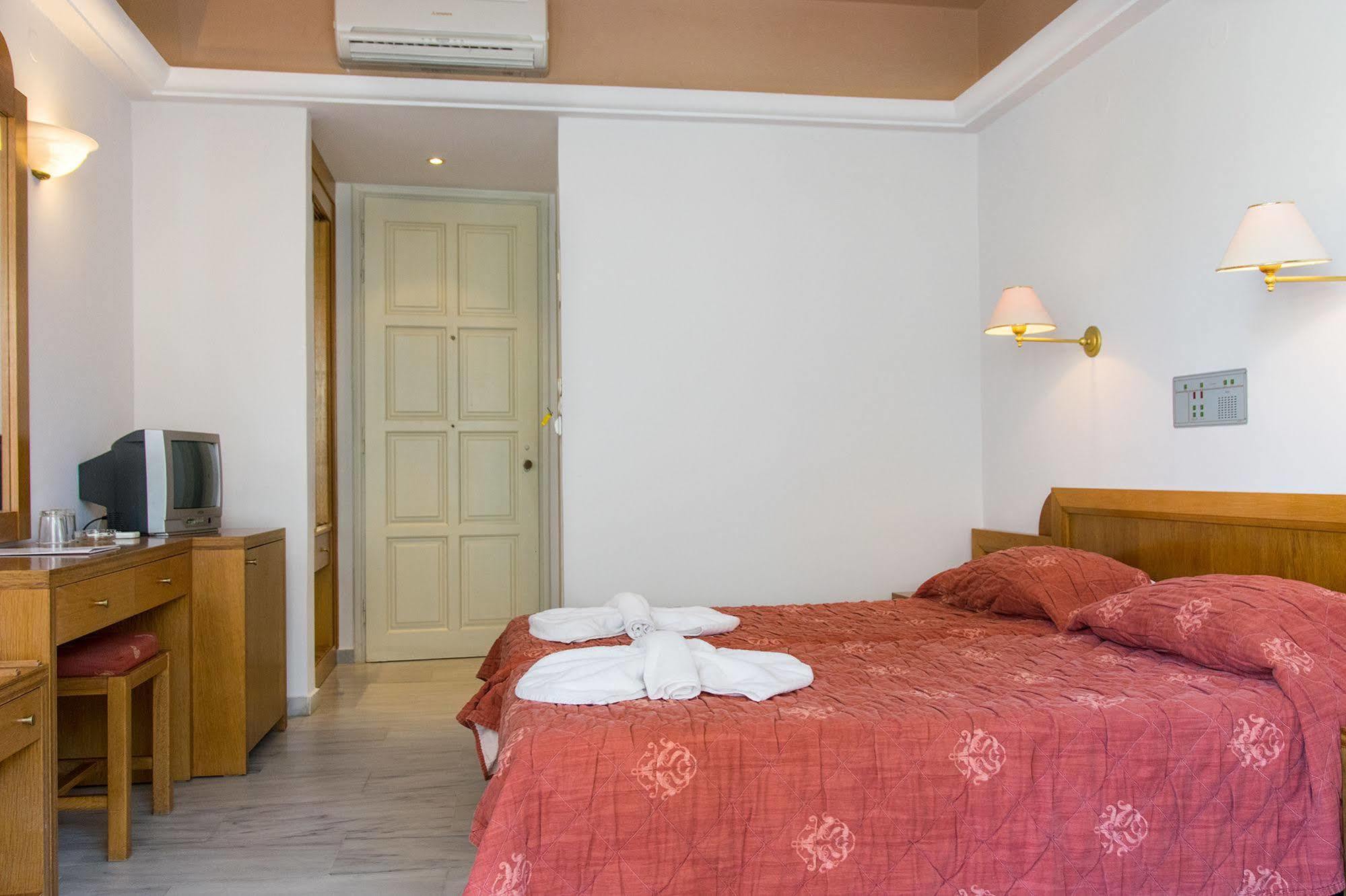 Anita Beach Hotel- Adults Only Rethymno Exterior foto