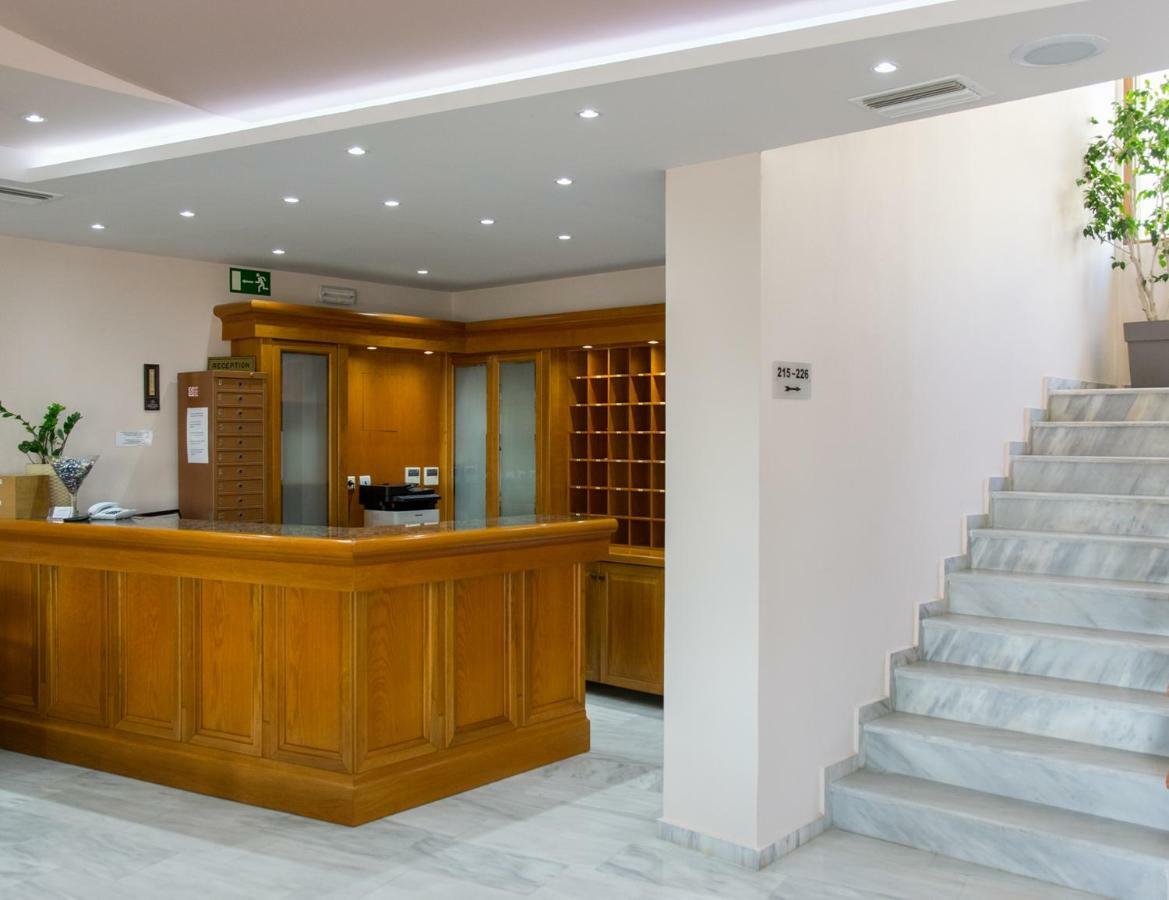 Anita Beach Hotel- Adults Only Rethymno Exterior foto